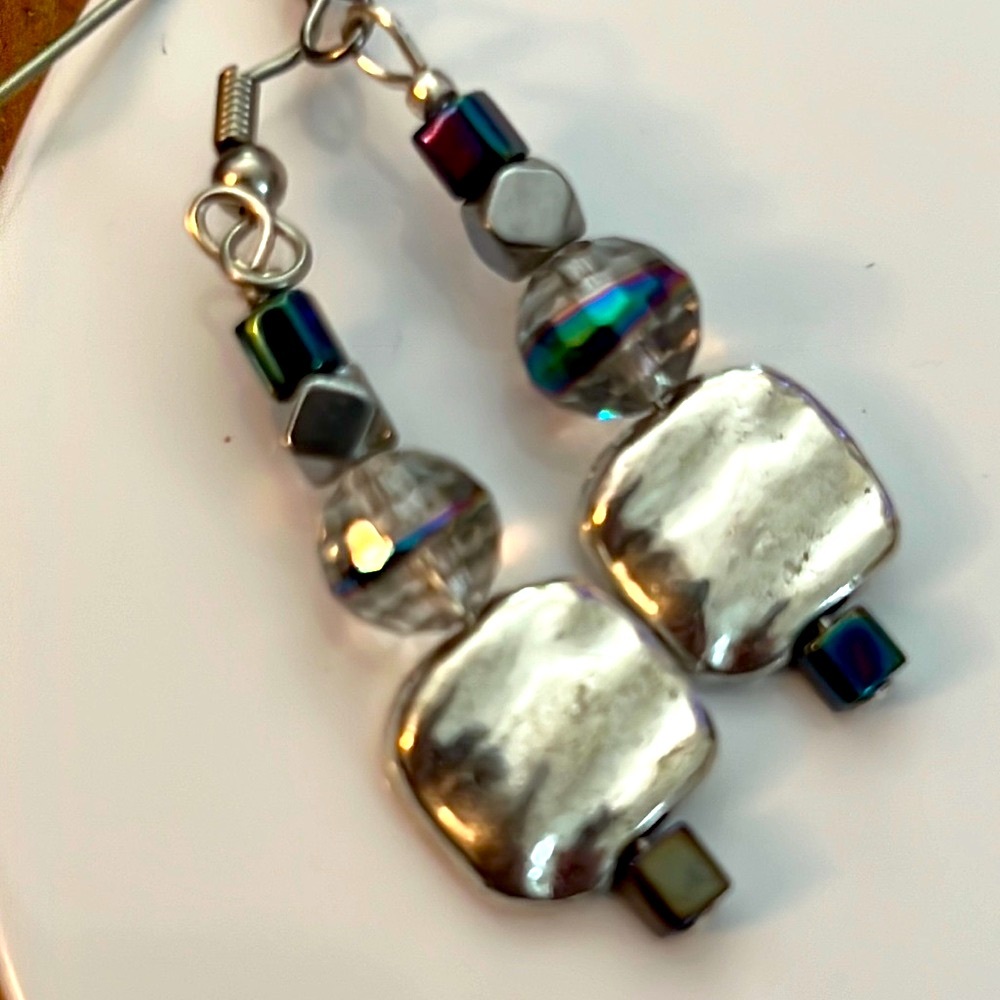 Hematite & Crystal Earrings. - Picture 1 of 2